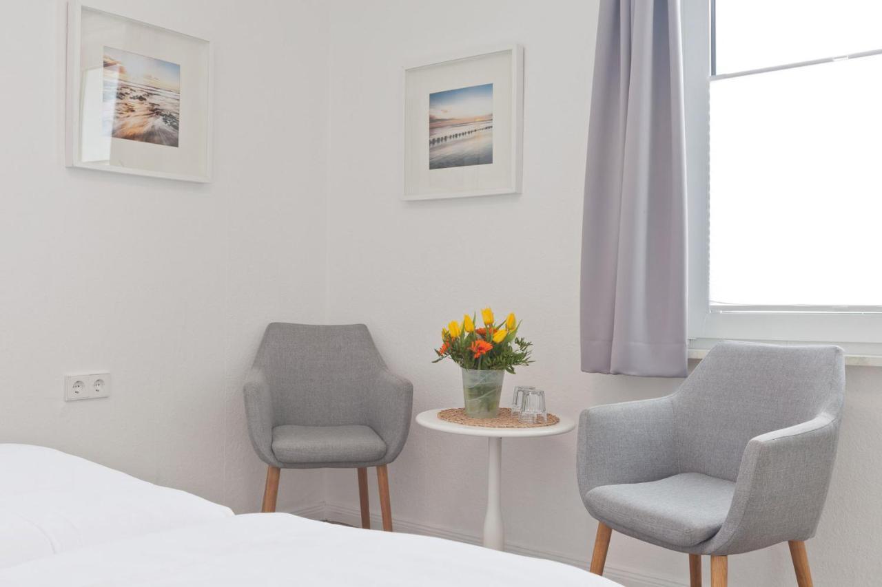 Haus Menno Janssen - Doppelzimmer Norderney Exteriör bild